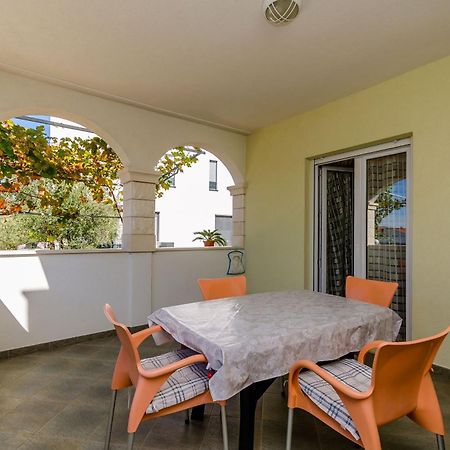 Apartments Palm Tree Трогир Экстерьер фото