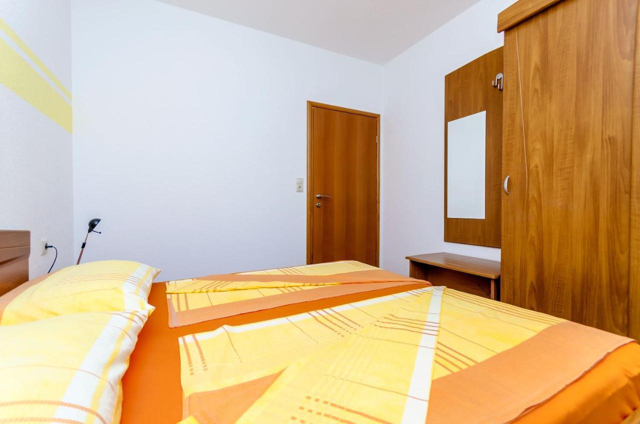 Apartments Palm Tree Трогир Экстерьер фото