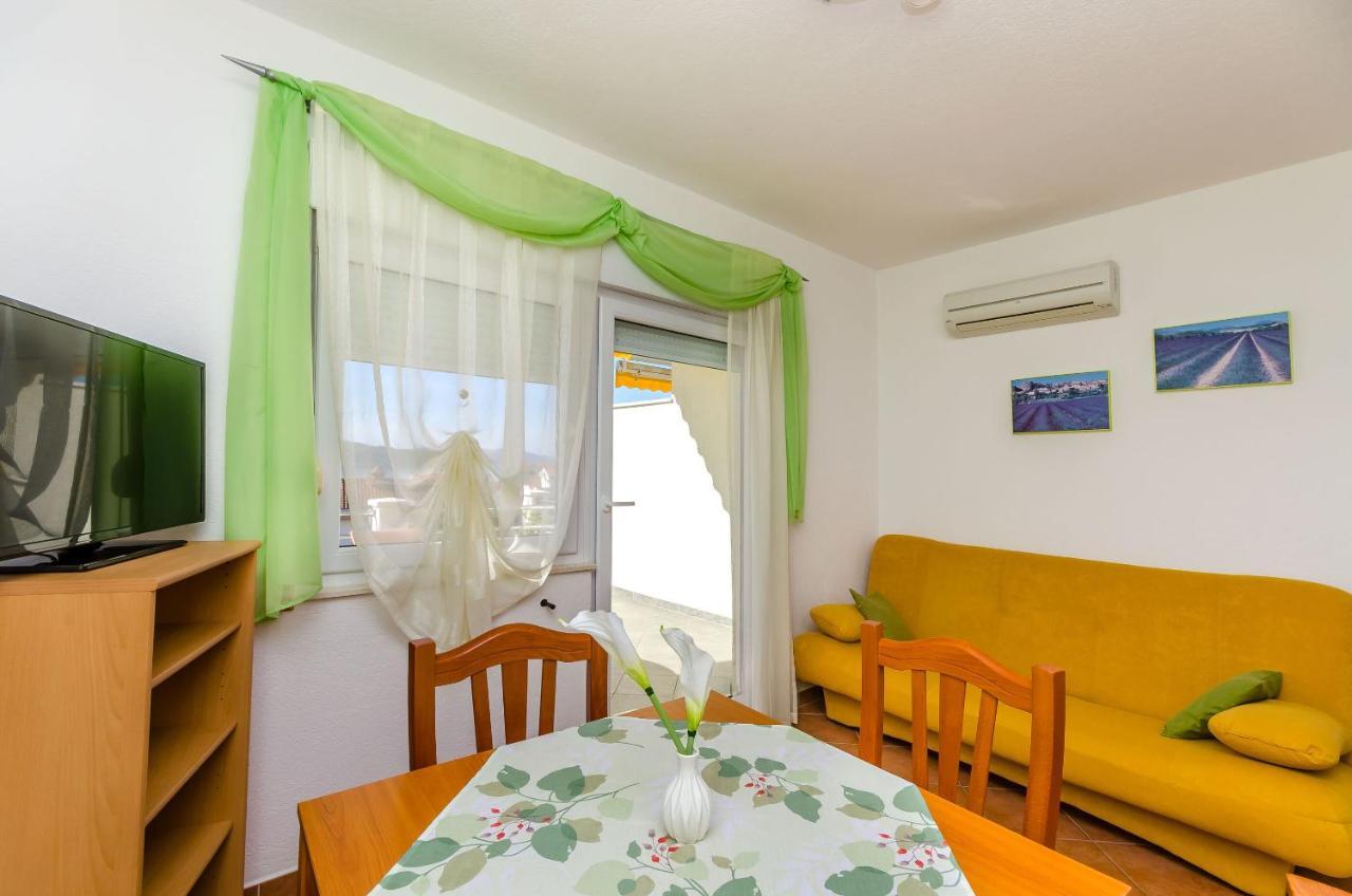 Apartments Palm Tree Трогир Экстерьер фото