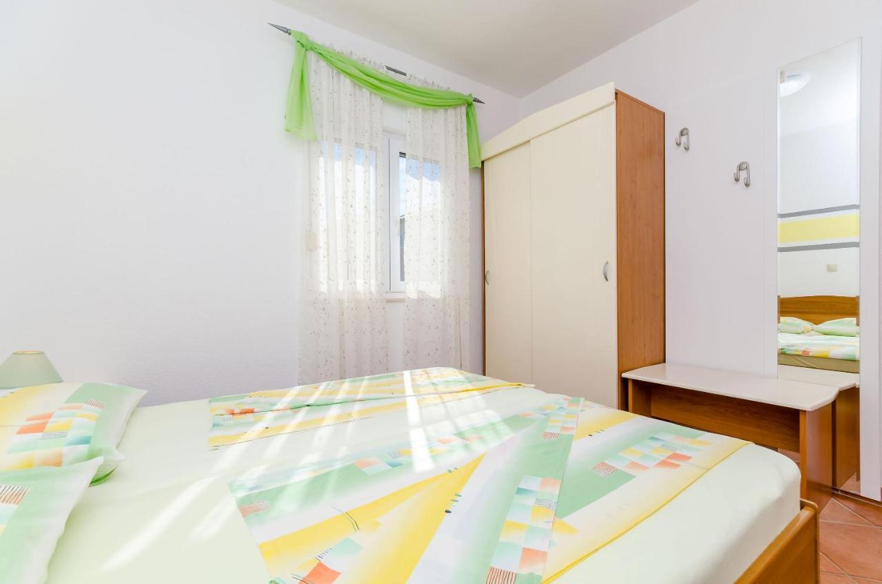 Apartments Palm Tree Трогир Экстерьер фото
