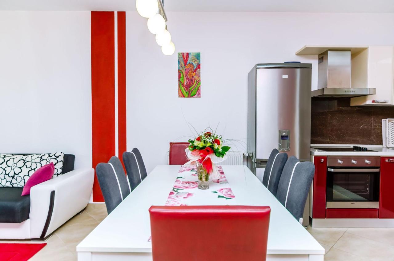 Apartments Palm Tree Трогир Экстерьер фото