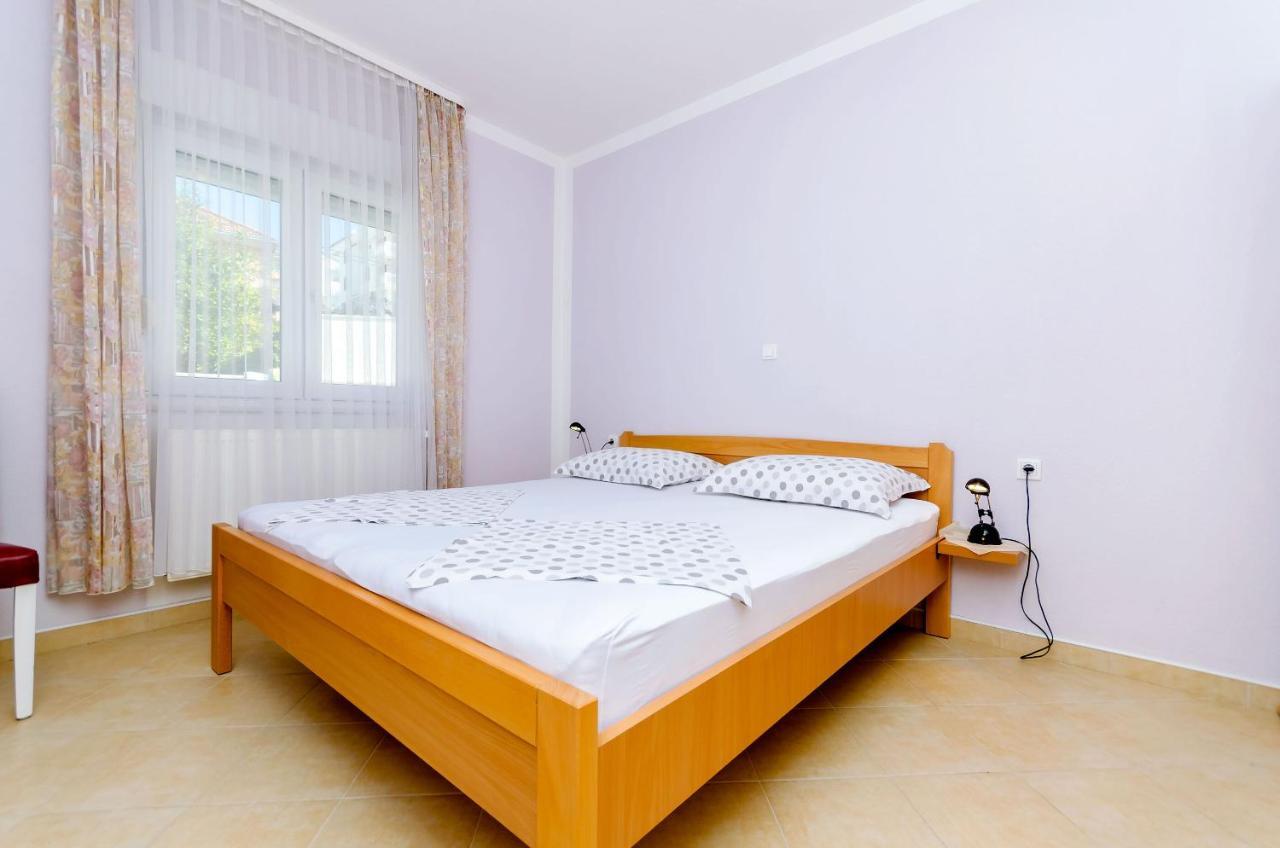 Apartments Palm Tree Трогир Экстерьер фото