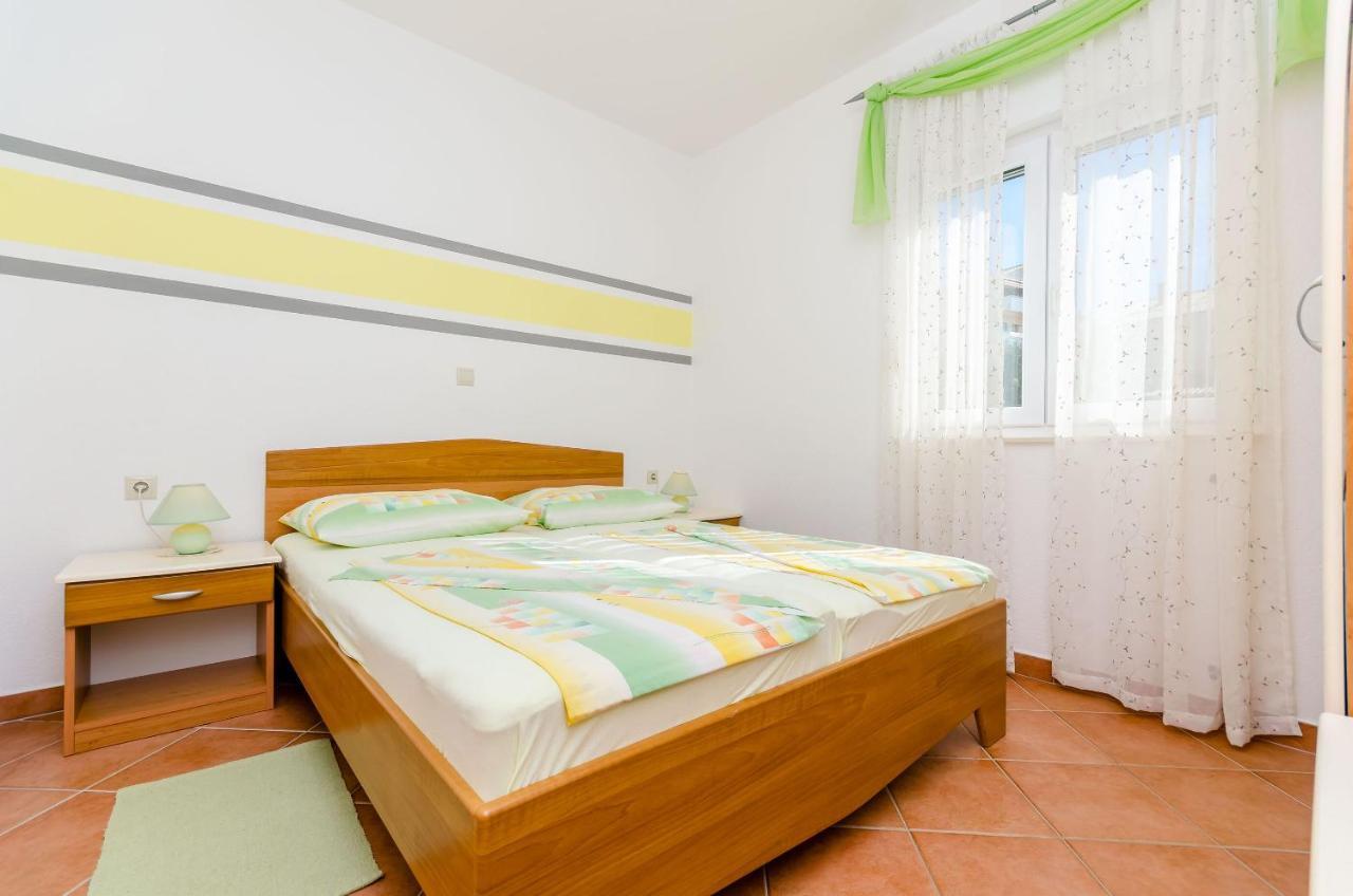 Apartments Palm Tree Трогир Экстерьер фото