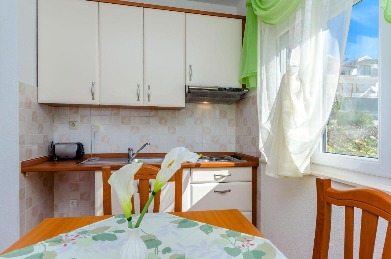Apartments Palm Tree Трогир Экстерьер фото